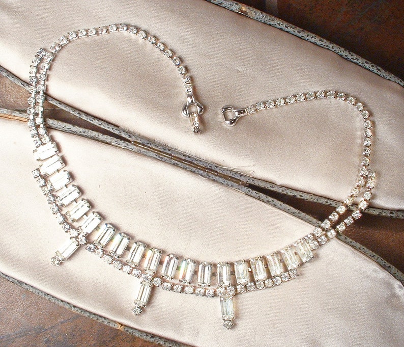 PRISTINE Vintage Old Hollywood Glam Rhinestone Necklace,Silver Clear Baguette Crystal Art Deco Bridal Choker, Gatsby Wedding Tennis WEISS image 2