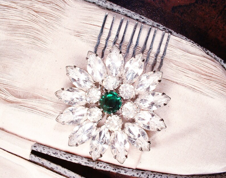 Vintage OOAK 1940s Vintage Emerald HAIR COMBWedding Sash Brooch,Green Rhinestone Art Deco Bridal Hairpiece 1920s Headpiece Head Piece Small