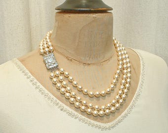 Vintage Champagne Ivory Glass Pearl/Rhinestone Necklace,Bridal Art Deco Wedding Multi 3 Strand Pearl Ornate Clasp Layered Gift PRISTINE