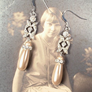 Antique Art Deco Champagne Pearl Earrings, Long Dangle Bridal Earrings Vintage 1920 Sterling Silver Paste Rhinestone Flapper Gatsby Wedding