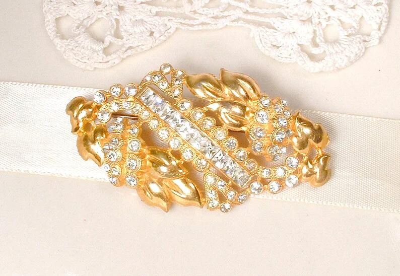 Peineta/broche vintage Art Déco con diamantes de imitación dorados, broche para fajín de vestido de novia/boda de los años 20, tocado de cristal estilo Gatsby Flapper. Regalo perfecto. imagen 7