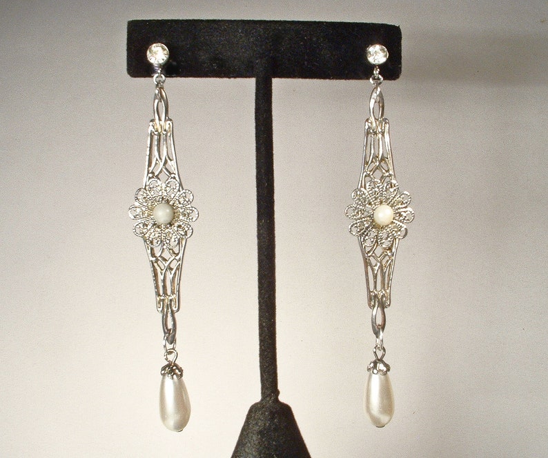 Vintage Art Deco Ivory Pearl Dangle Earrings,Long Silver Filigree Rhinestone Glass Pearl Drop Flapper 1920s Bridal/Wedding Statement Gift image 2