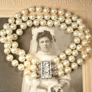 Pulseira de noiva antiga Art Déco de vidro marfim com pérolas, prata, tripla, 3 fios, strass creme, vintage, anos 1920, presente grande para casamento