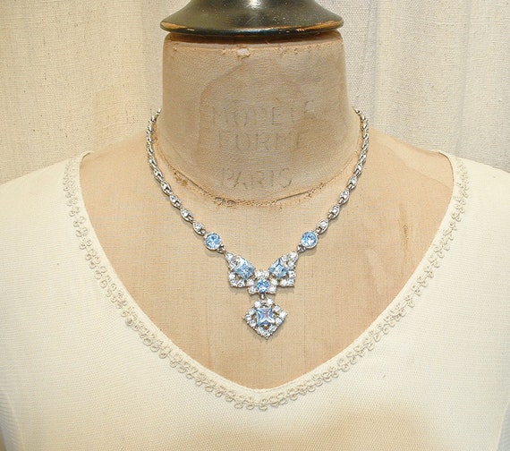 PRISTINE Vintage Ice/Light Blue BOGOFF Rhinestone… - image 6