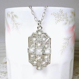 Art Deco Rhinestone Pendant Necklace, Gatsby 1920s Rhodium Silver Crystal Bridal Necklace, Vintage Wedding Jewelry 1930s Flapper Gift