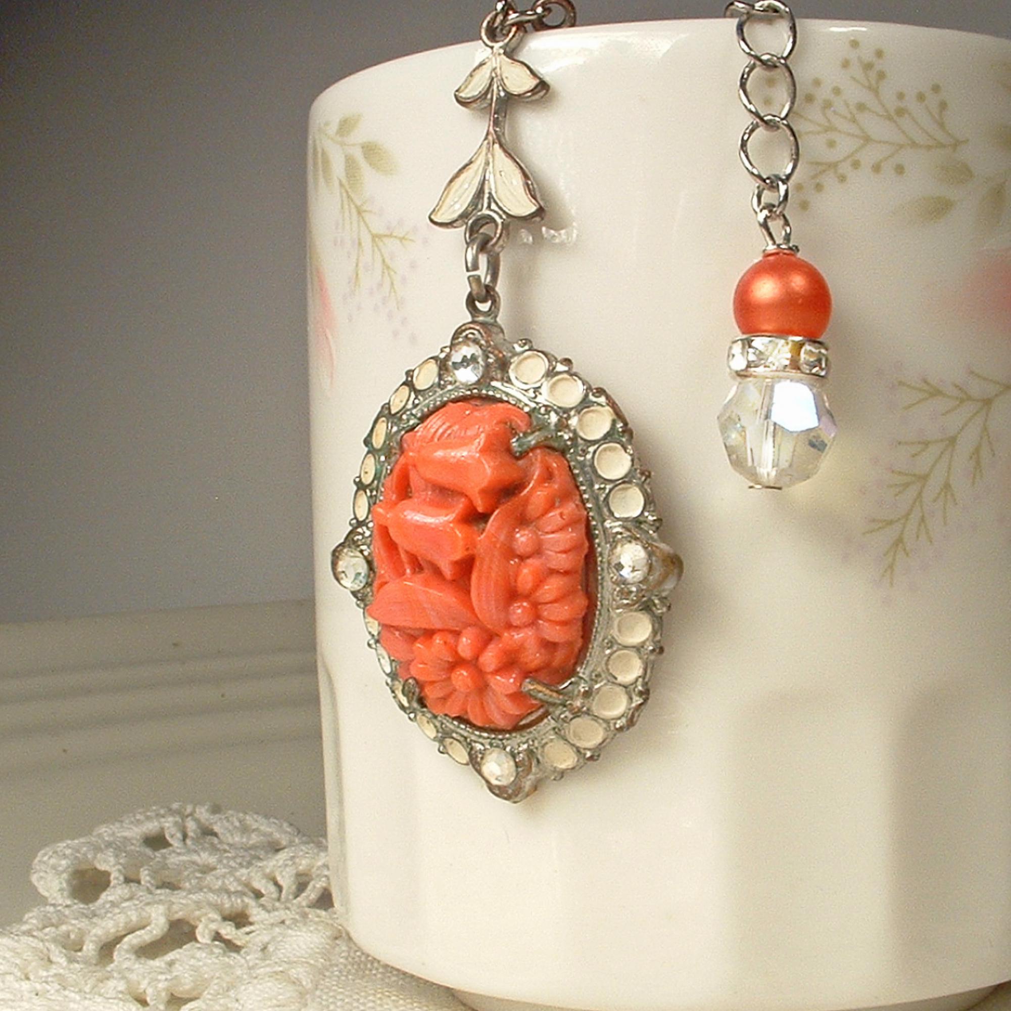 Collier Vintage Perle Boule Verre Ou Corail - Beau Bijou Ancien, Occasion