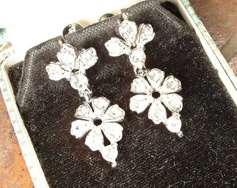 PRISTINE Vintage BoGoFF Art Deco Dangle Earrings, Silver Pave Crystal Rhinestone Bridal Drop, 1920s Wedding Jewelry Gatsby Screw On 1940s