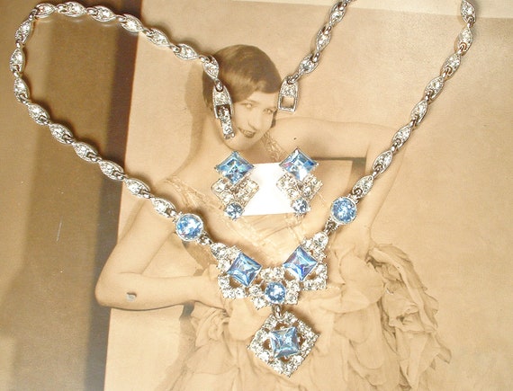 PRISTINE Vintage Ice/Light Blue BOGOFF Rhinestone… - image 2