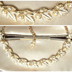PRISTINE Vintage Gold Pearl Bridal Necklace, Wedding Ivory Pearl Rhinestone Choker,Flower & Leaf Link Statement 1950s 1960s Designer Modern