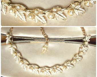 PRISTINE Vintage Gold Perle Braut Halskette, Hochzeit Ivory Perle Strass Choker,Blüten & Blatt Link Statement 1950er 1960er Jahre Designer Modern