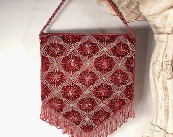 PRiSTiNe Burgundy Wine Beaded Flapper Purse, Vintage Evening Flapper Shoulder Bag