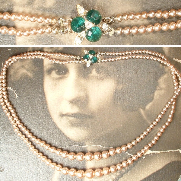 Vintage Smaragd Strass Champagner Elfenbein Perle Doppelstrang Halskette, 1940er Jahre graduierte GLAS Perle Braut/Hochzeit Choker Silber Grün Verschluss