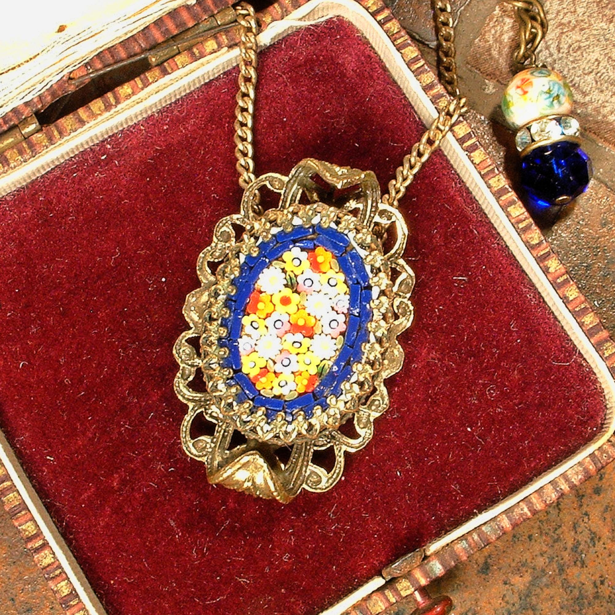 イタリア製、ヴィンテージ、マイクロモザイクペンダント ヴィンテージ 1940年代 イタリア製 マイクロモザイク ネックレス