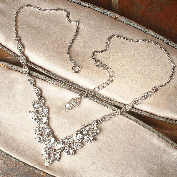 Vintage 1940s Art Deco Necklace, Silver Rhineston… - image 2