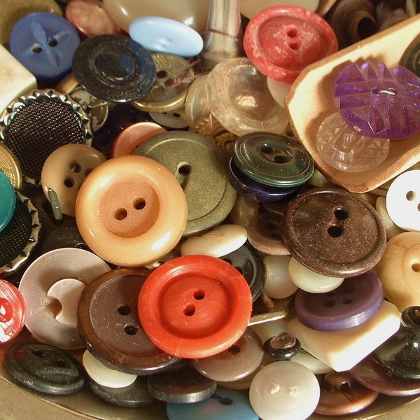 Vintage ASSORTED COLORS Sewing Buttons Lot of 50