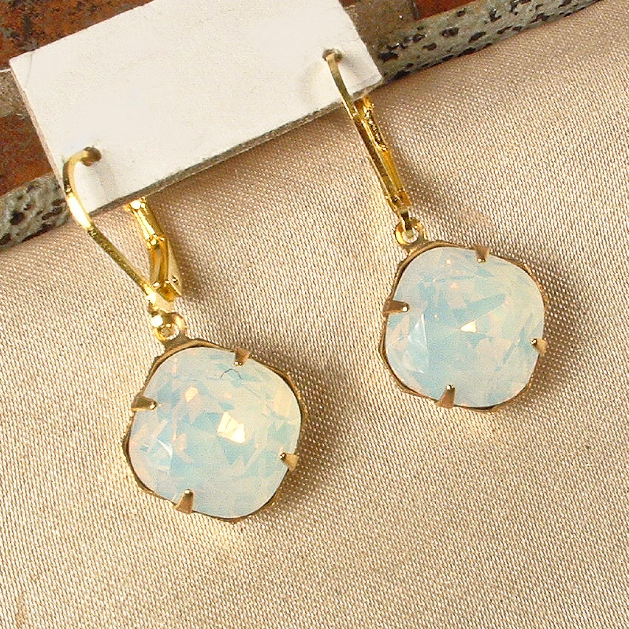 Orecchini Monachella quadrati tono argento strass - vari colori – Fairy Corner