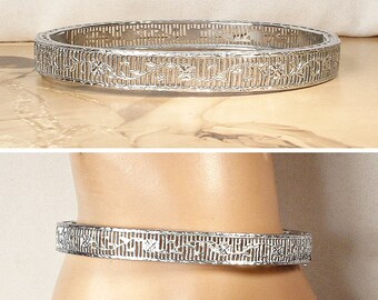 PRISTINE Vintage 1930s Silver Rhodium Filigree Bracelet, Small/Petite Hinged Bangle Bridal Something Old Gift 1920s Wedding Antique Gatsby