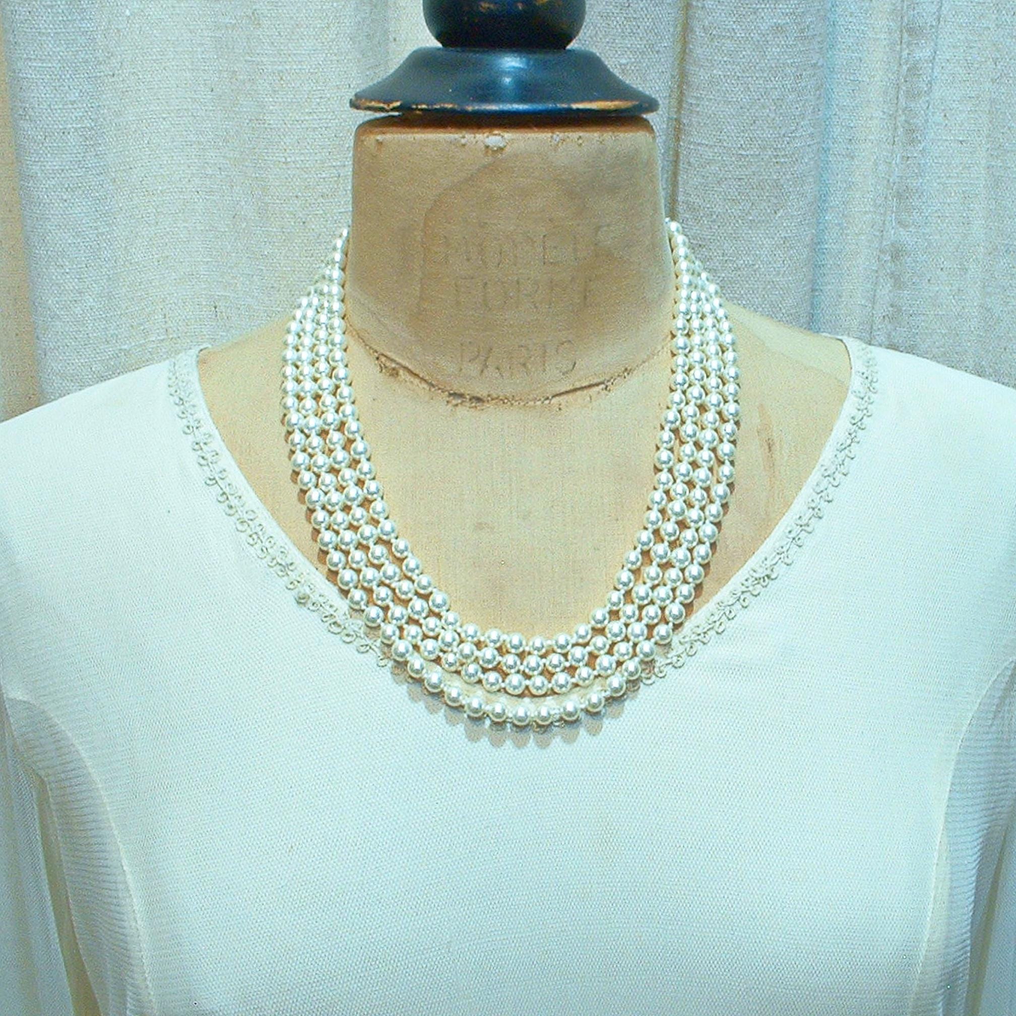 Collier De Perles Art Déco Couleur Ivoire - Longueur 56 Cm - Perles En Plastique - Occasion Très Bon état