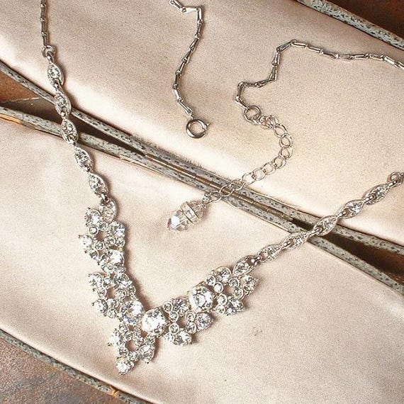 Vintage 1940s Art Deco Necklace, Silver Rhineston… - image 4