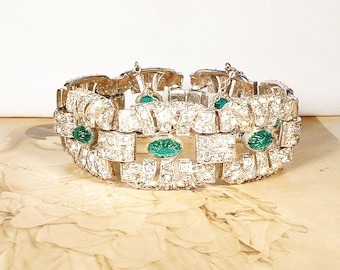 Pulsera ancha vintage Art Déco con diamantes de imitación de esmeralda, pasta de plata, cristal verde, estilo flapper, Gatsby, nupcial, años 20, 19,7 cm