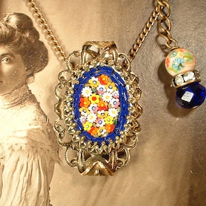 Vintage 1940er italienische Mikro Mosaik Halskette/Kleid Clip Anhänger, Italien Antik Millefiori Kobalt Blau Floral Glasfliesen Schal Pelz, Geschenk
