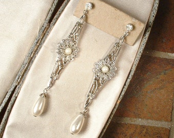 Vintage Art Deco Ivory Pearl Dangle Earrings,Long Silver Filigree Rhinestone Glass Pearl Drop Flapper 1920s Bridal/Wedding Statement Gift