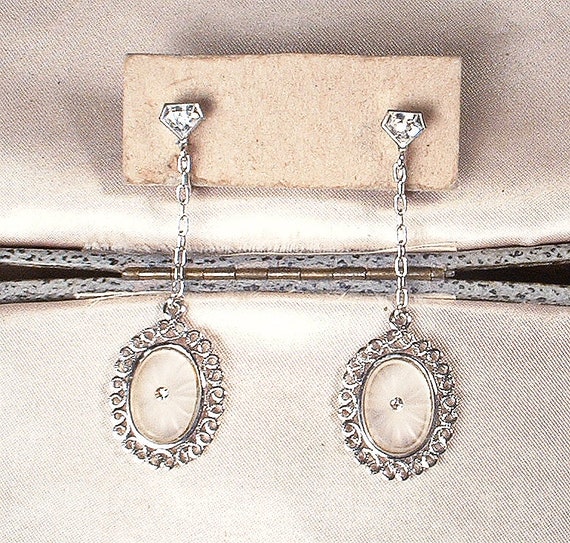 PRISTINE Vintage Edwardian/Art Deco Camphor Glass Dan… Gem