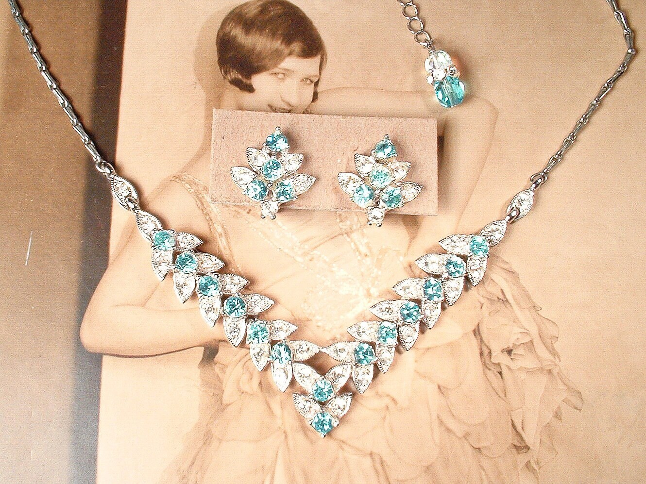 AmoreTreasure Pristine Vintage Aqua Blue Bogoff Rhinestone Necklace Earring Set, 1940s Art Deco Silver Something Old Aquamarine Bridal Wedding Clip on