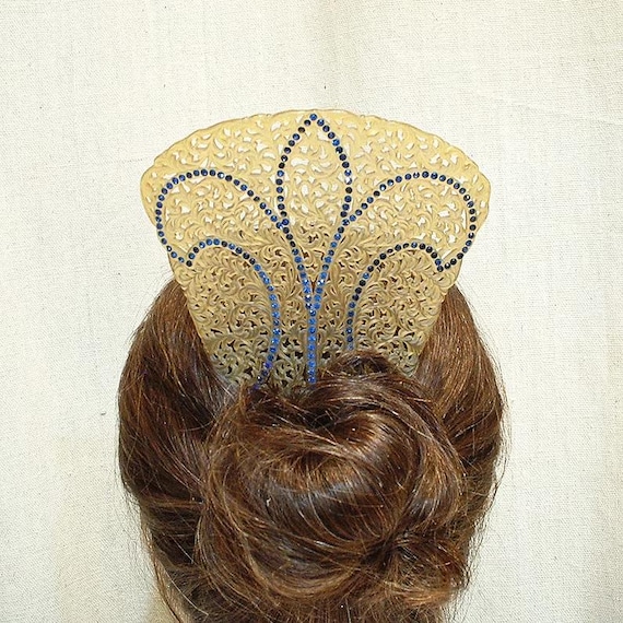 Antique Sapphire Blue Celluloid Spanish Mantilla Hair Comb  display picture 3