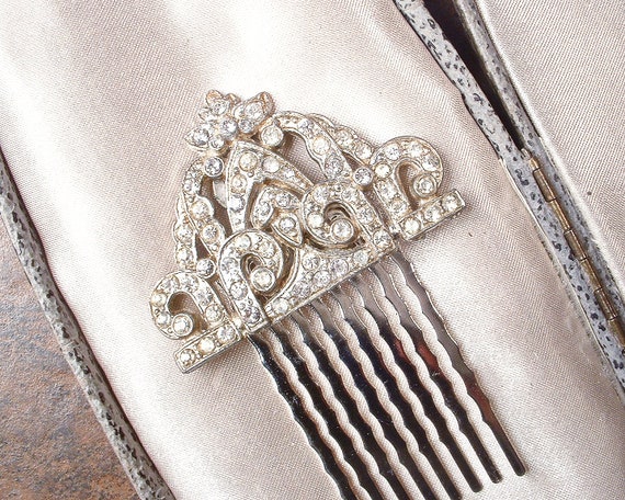 Vintage 1930s Art Deco Hair Comb/Wedding Dress Cl… - image 6