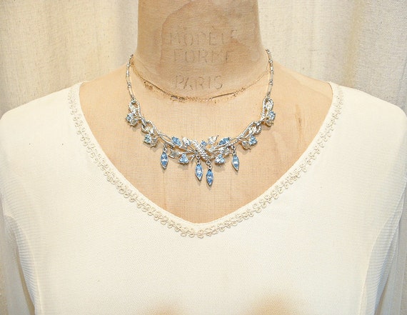 PRISTINE Vintage CORO Light Blue Rhinestone Neckl… - image 7