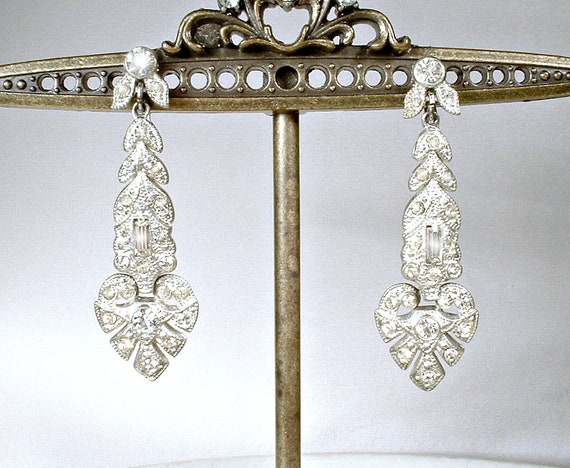 ANTiQue 1920's Pave Rhinestone Flapper Dangle Earr