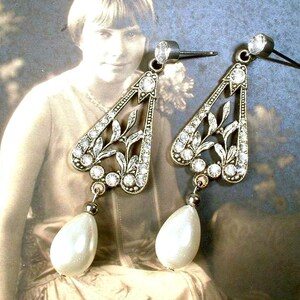1920s pearl earrings deals