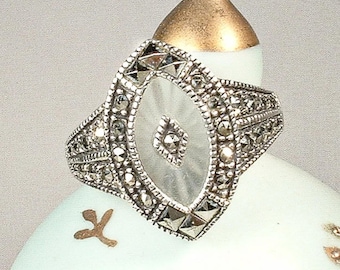Vintage Art Deco JuDiTH JaCK Marcasite CAMPHOR Glass Ring, STeRLiNG SiLVeR Size 7 8 Edwardian Filigree Rhinestone, 1920s Flapper