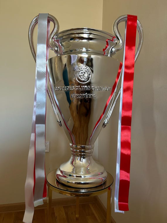 2024 UEFAチャンピオンズリーグトロフィー、77 / 44 cm - Etsy 日本
