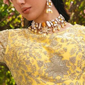 Gelbe Braut Lehenga Choli Handgefertigte Zari Gestickte Hochzeit Lehenga Indische Braut Outfit Festliche Party Wear Benutzerdefinierte Sizing verfügbar