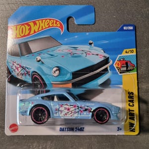 Hot Wheels DATSUN 240Z - HW Art Cars 2025 - 1:64 collector car JDM JJB80