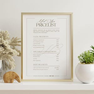 Puede incluir: Un marco dorado que contiene una lista de precios de Med Spa. El papel blanco enumera los tratamientos faciales, inyectables y corporales. El texto incluye Signature Hydrafacial, Microneeding Facial y Depilación láser.