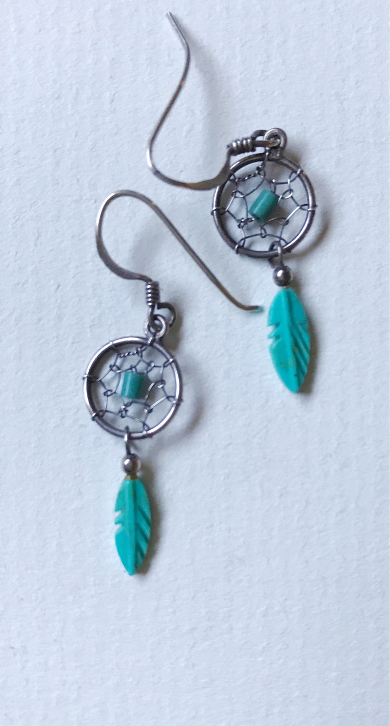 Navajo Handmade Silver Wire Dreamcatcher with Turquoise Pendant