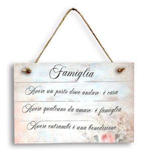 Targa decorativa in legno da appendere - Stile Shabby Chic con aforisma, perfetta per arredare la casa e come regalo. Famiglia