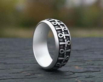 Engraved Cross Sterling Silver Ring: Unisex Faith Band