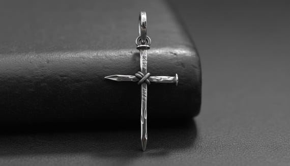 CROWN JAPAN PRIDE ★ロノ ブラックシルバーチェーンブレス 925 Silver Nail Cross Pendant: Gothic Rope Necklace, Christian