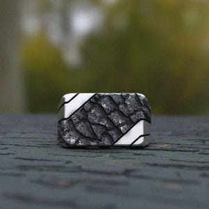 Black Stone Texture Signet Ring - Sterling Silver 925 - Rugged Statement