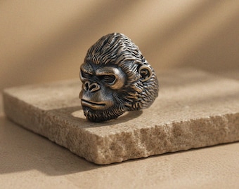 Gorilla Head Ring: Wildlife Inspired Silver Statement (Sizes 3-15)