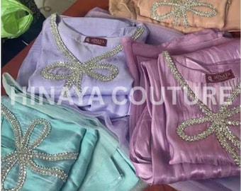 Paquistaní FARSHI Seda Shalwar Kameez con Organza Dupatta, Escote de lazo