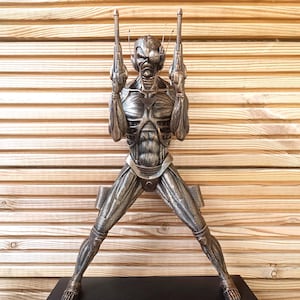 Von Iron Maiden Eddie inspiriert: Fanart 'Irgendwo in der Zeit'. Metalmusiekcadeau.