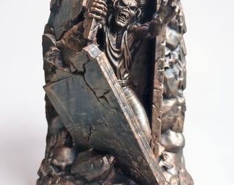 Op Iron Maiden gericht beeldje 'No Prayer for the Dying' | fanart | verjaardagscadeau voor zoom | metalmuziek | Eddie T Head