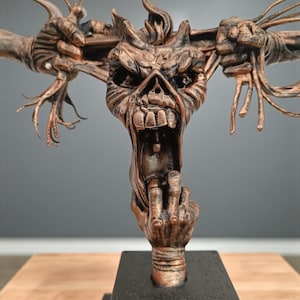 Op Iron Maiden geïnspireerd beeldje „Een echte dode” | cadeau voor metalfan | fanart heavy metalu | verjaardagscadeau | unek beeldje