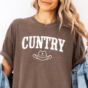 Comfort Colors Funny Cowgirl T-Shirt: Cuntry Western Oversized Shirt