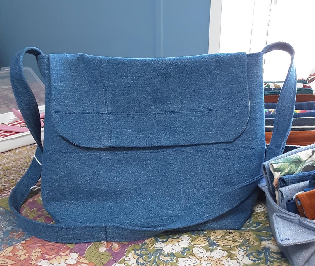Comfy Lab Coat Messenger Story - Etsy
